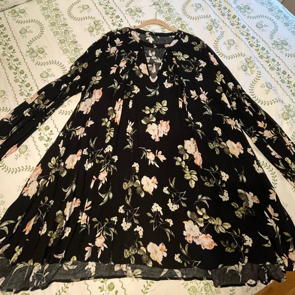 Floral Black Long Sleeve Dress